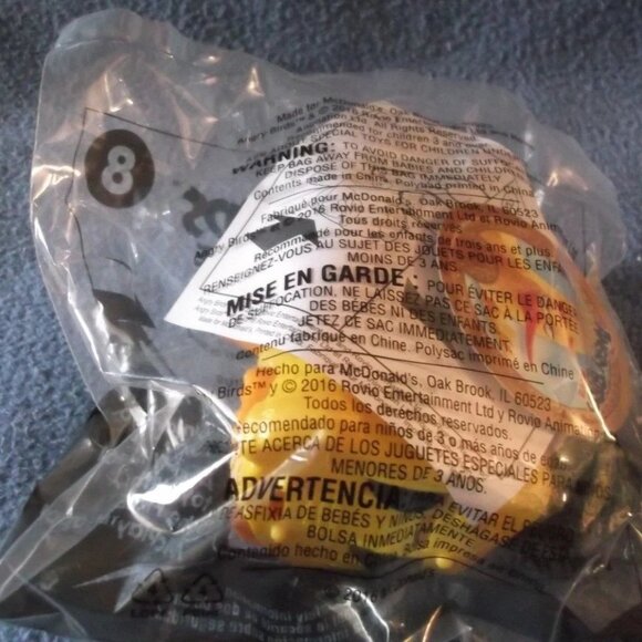 2/$30 McDONALD'S Angry Birds Chuck Figure Collectible 2016 Toy No 8 NIP - Picture 2 of 3